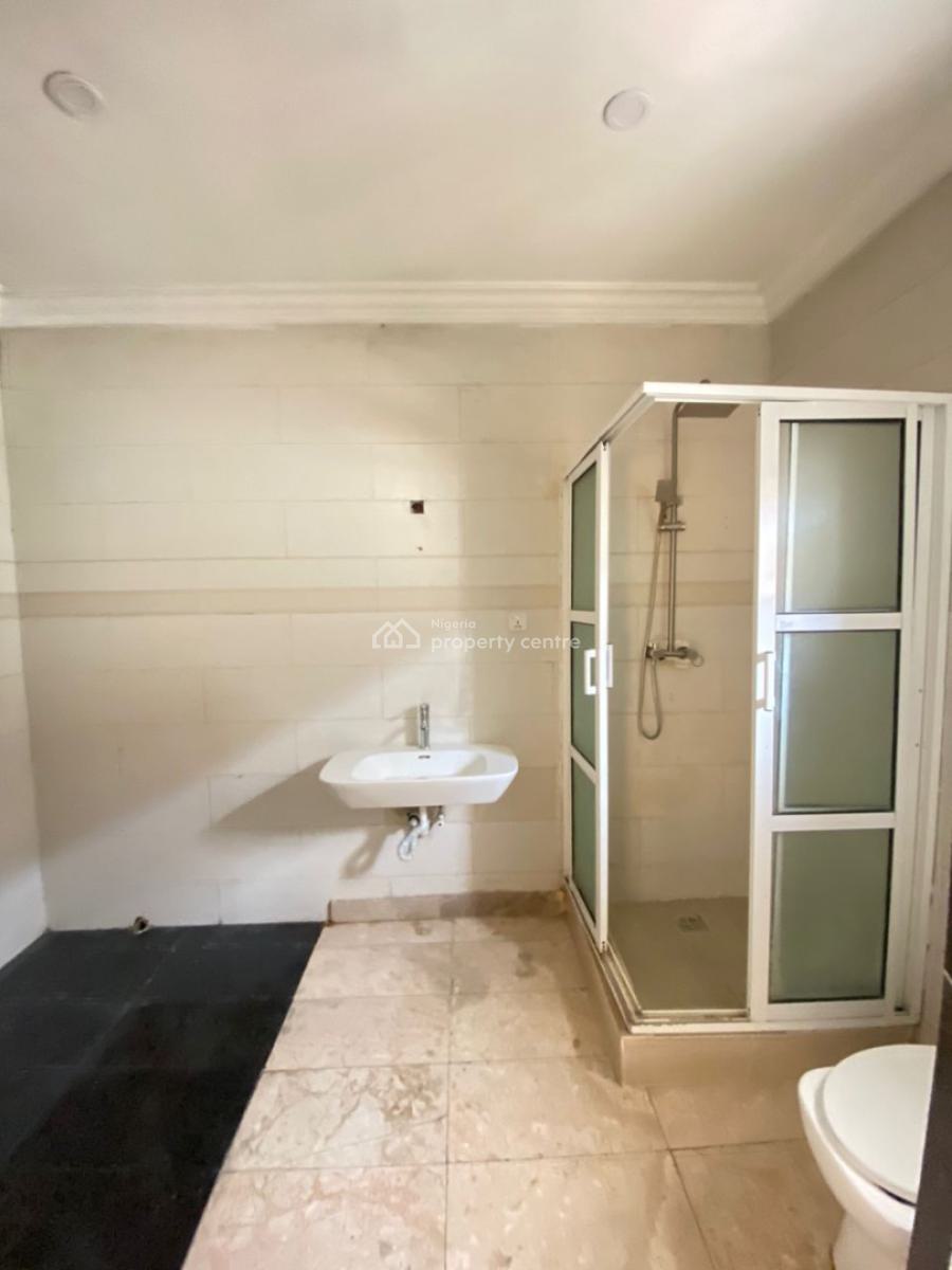 4 Bedroom Semi-detached House with Bq, Chevron, Lekki, Lagos, Semi-detached Duplex for Rent