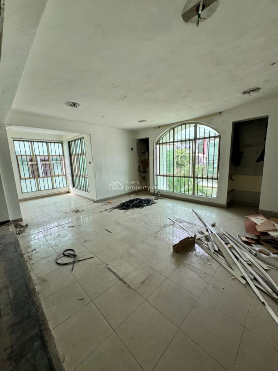 Spacious 4 Bedroom Commercial Property, Lekki Phase 1, Lekki, Lagos, Semi-detached Duplex for Rent