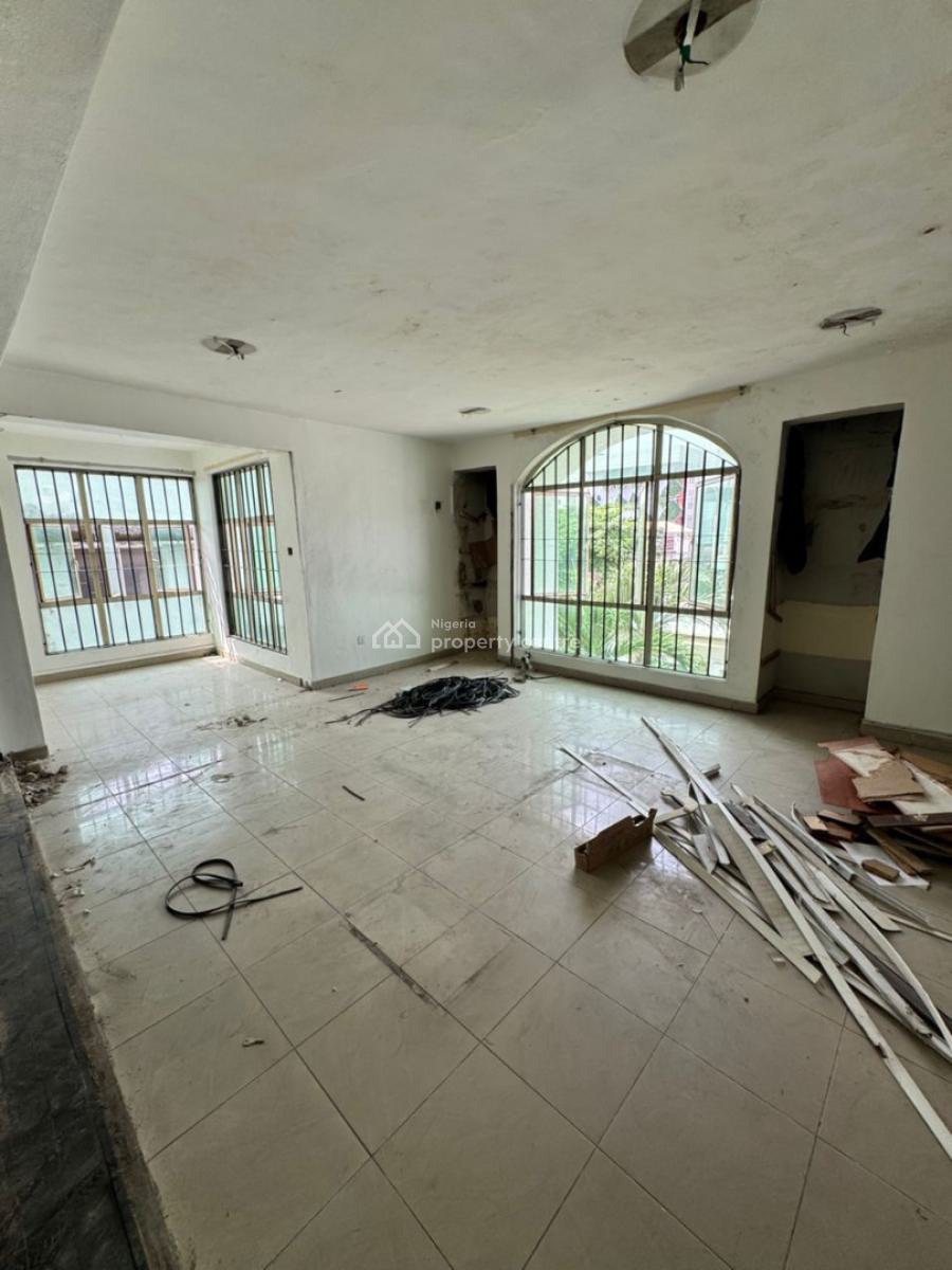 Spacious 4 Bedroom Commercial Property, Lekki Phase 1, Lekki, Lagos, Semi-detached Duplex for Rent