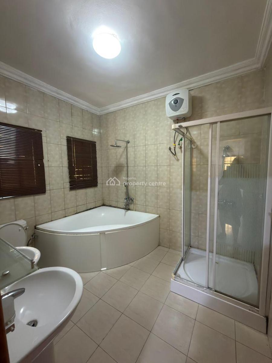 Luxury 3 Bedroom Apartment (ground Floor}, Lekki Phase1, Lekki, Lagos, Flat / Apartment for Rent