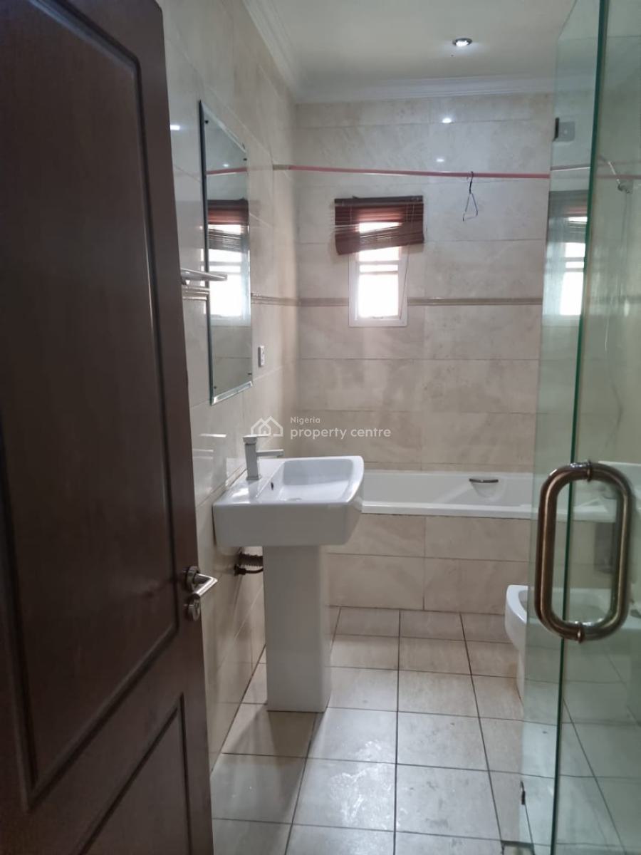 Spacious, Serviced 4-bedroom Terrace Duplex with Bq, Osapa, Lekki, Lagos, Terraced Duplex for Rent