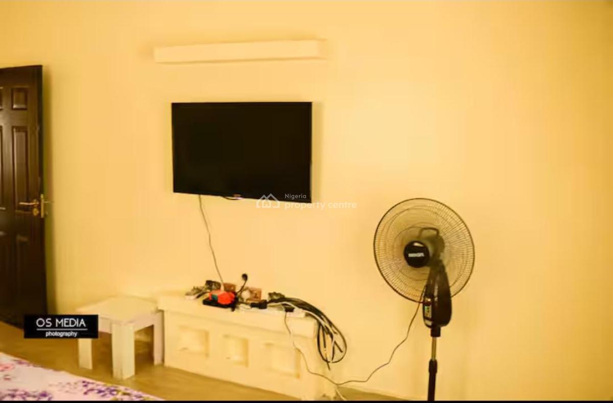 Exquisite and Compact Three(3) Bedroom Bungalow, Karsana, Abuja, Flat / Apartment for Rent