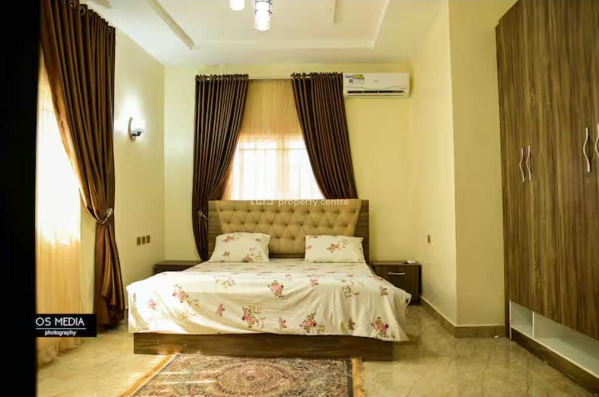 Exquisite and Compact Three(3) Bedroom Bungalow, Karsana, Abuja, Flat / Apartment for Rent