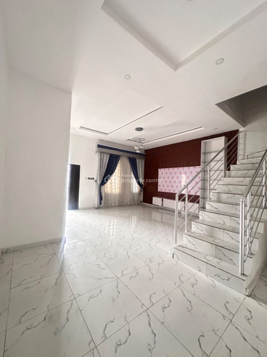 Clean and Spacious Self Compound Duplex, Orchid Road, Lekki, Lagos, Terraced Duplex for Rent