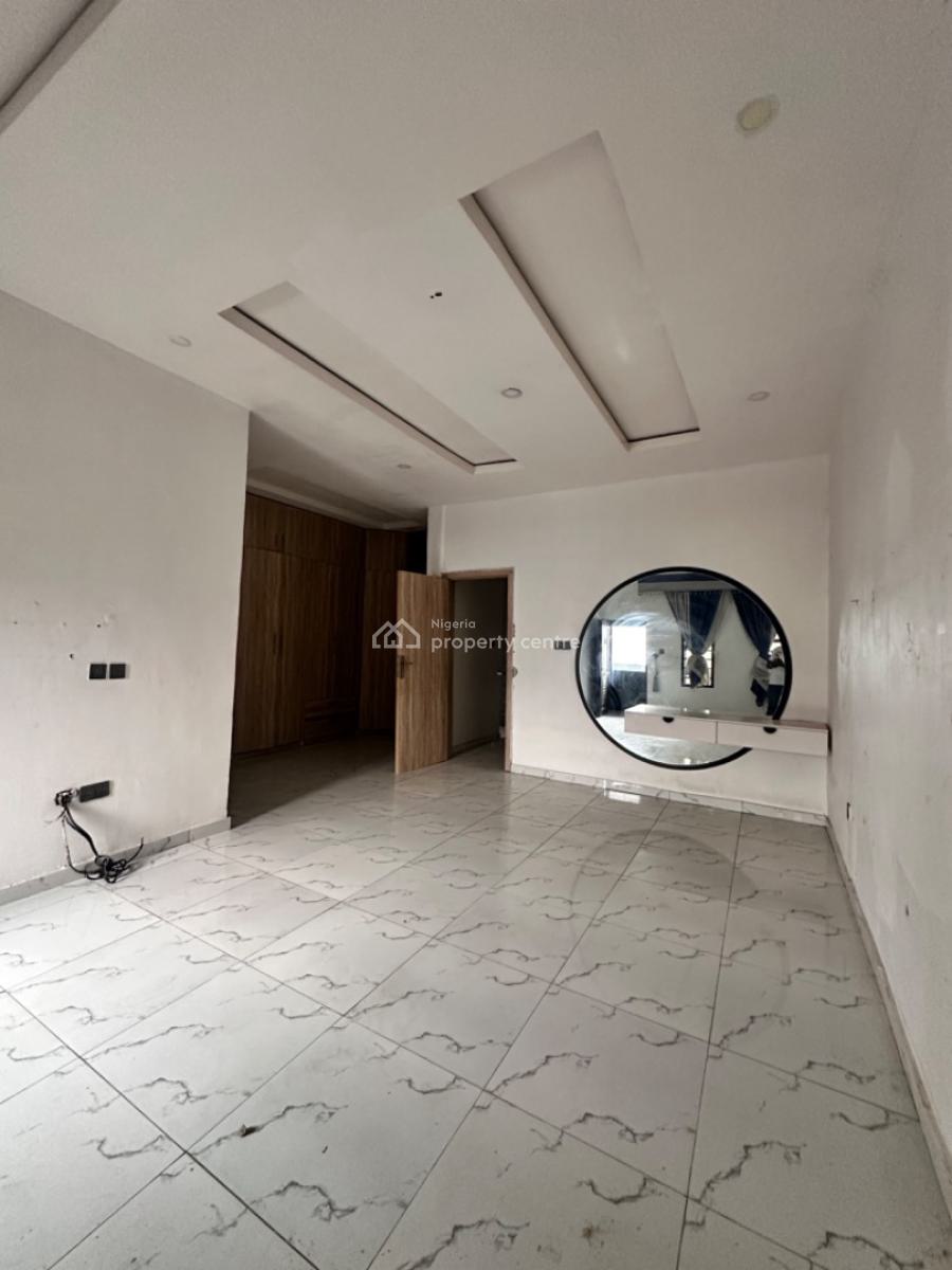 Clean and Spacious Self Compound Duplex, Orchid Road, Lekki, Lagos, Terraced Duplex for Rent