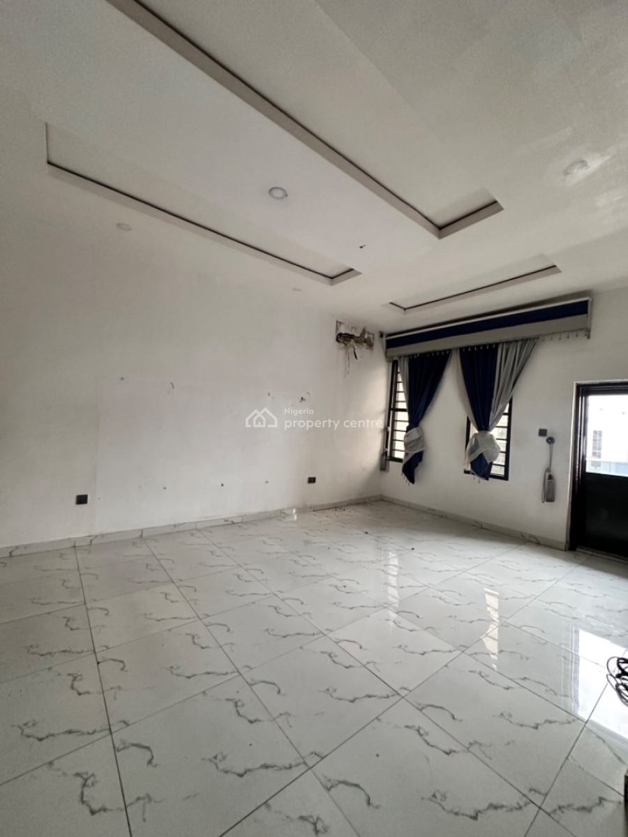 Clean and Spacious Self Compound Duplex, Orchid Road, Lekki, Lagos, Terraced Duplex for Rent