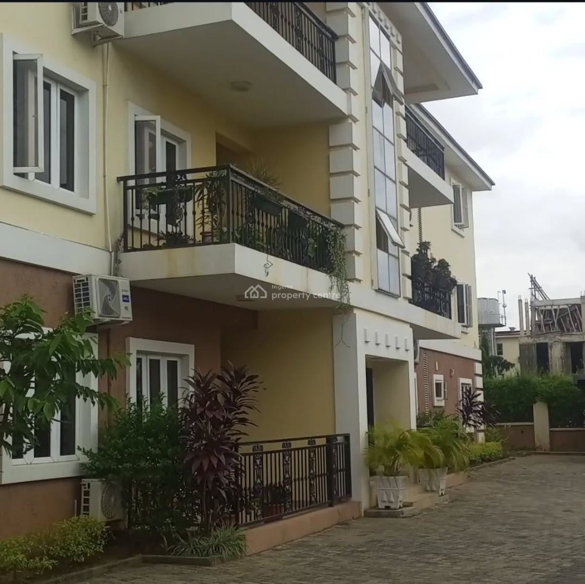 Lovely Serviced 3 Bedroom Flat on The Second Floor, Jabi, Abuja, Flat / Apartment for Rent