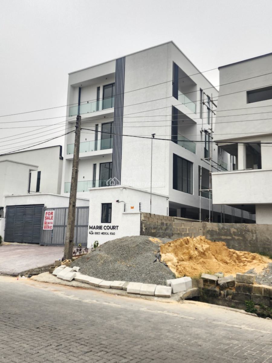 Lovely 4 Bedroom Terrace Duplex with Bq, Chevron, Lekki, Lagos, Terraced Duplex for Sale