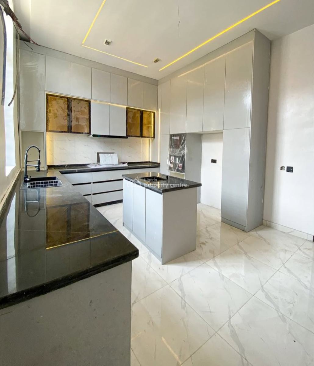 Modern 5 Bedroom Fully Detached House, Ikota, Lekki, Lagos, Detached Duplex for Sale