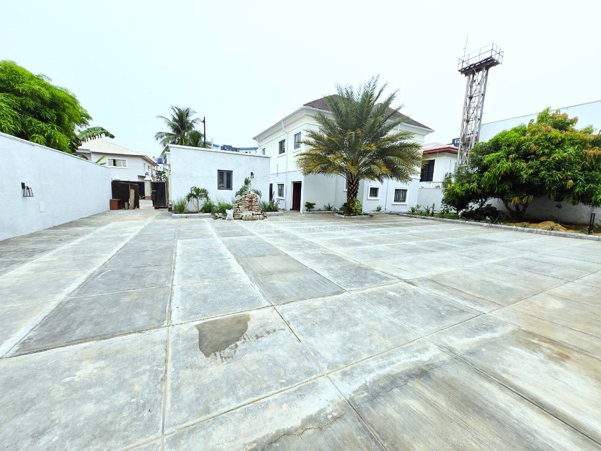 Brand New 4 Units of 3 Bedroom Apartment, Lekki Phase 1, Lekki, Lagos, Flat / Apartment for Rent