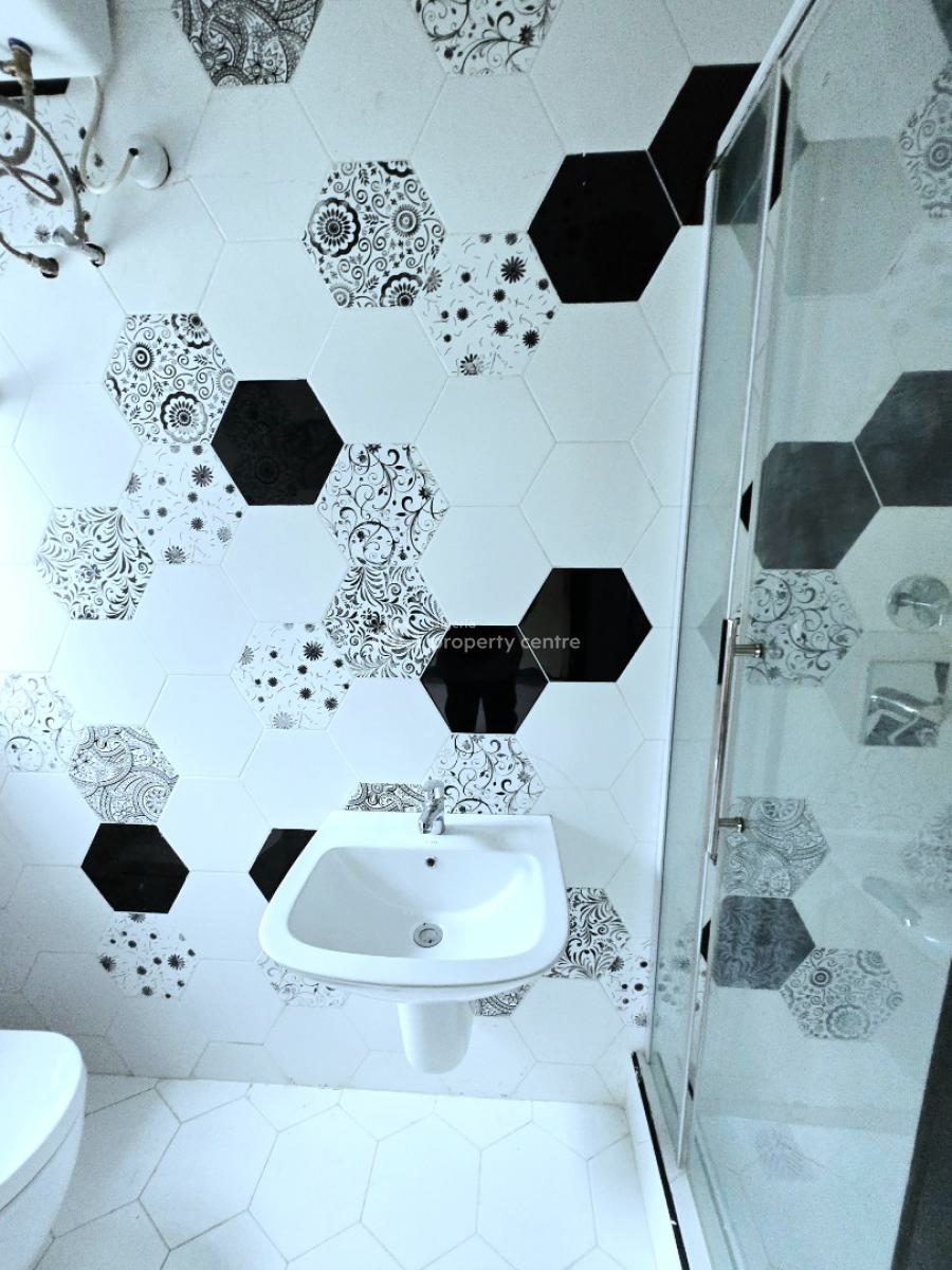 Brand New 4 Units of 3 Bedroom Apartment, Lekki Phase 1, Lekki, Lagos, Flat / Apartment for Rent