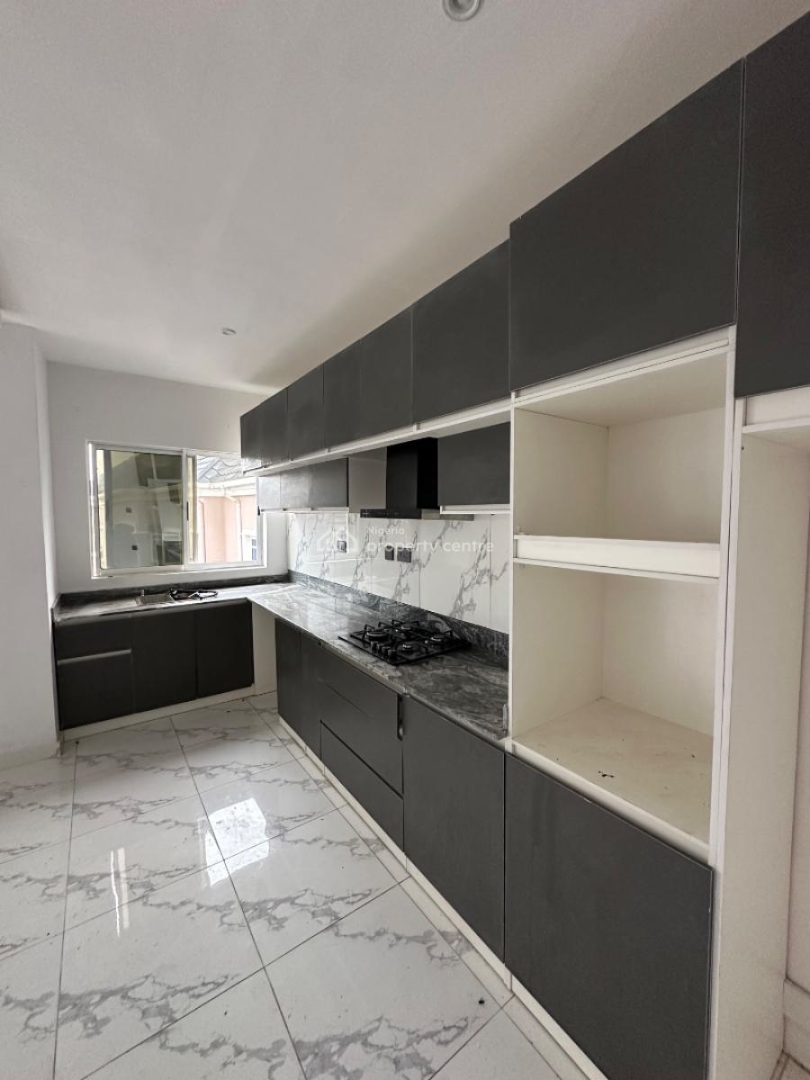 2 Bedroom Apartment with Swimming Pool, Ilasan, Lekki, Lagos, Flat / Apartment for Rent