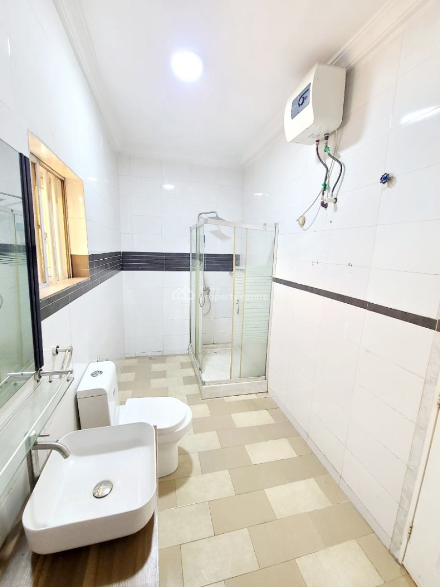 Newly Renovated 4 Bedrooms Terraced Duplex, Osapa London Estate, Osapa, Lekki, Lagos, Terraced Duplex for Rent