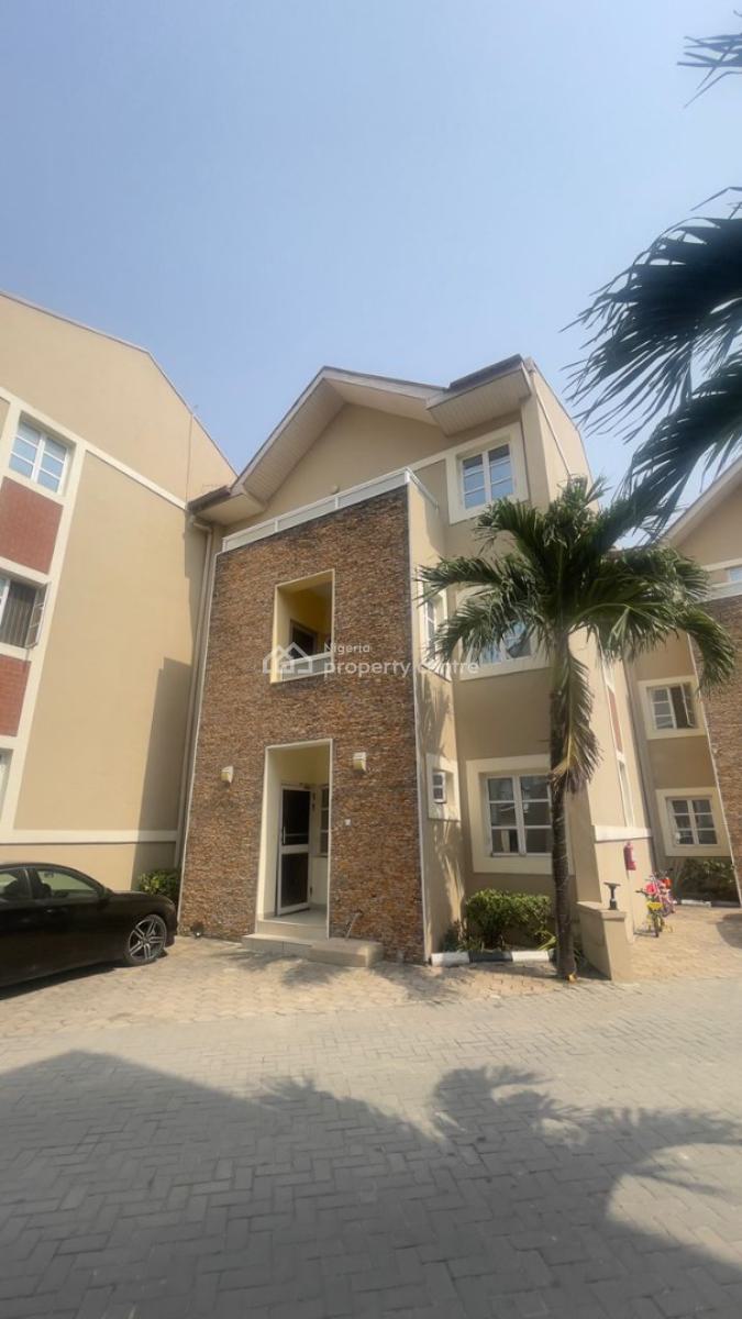 Nice 4-bedroom Terrace Plus 1 Bq, Victoria Island (vi), Lagos, Terraced Duplex for Rent