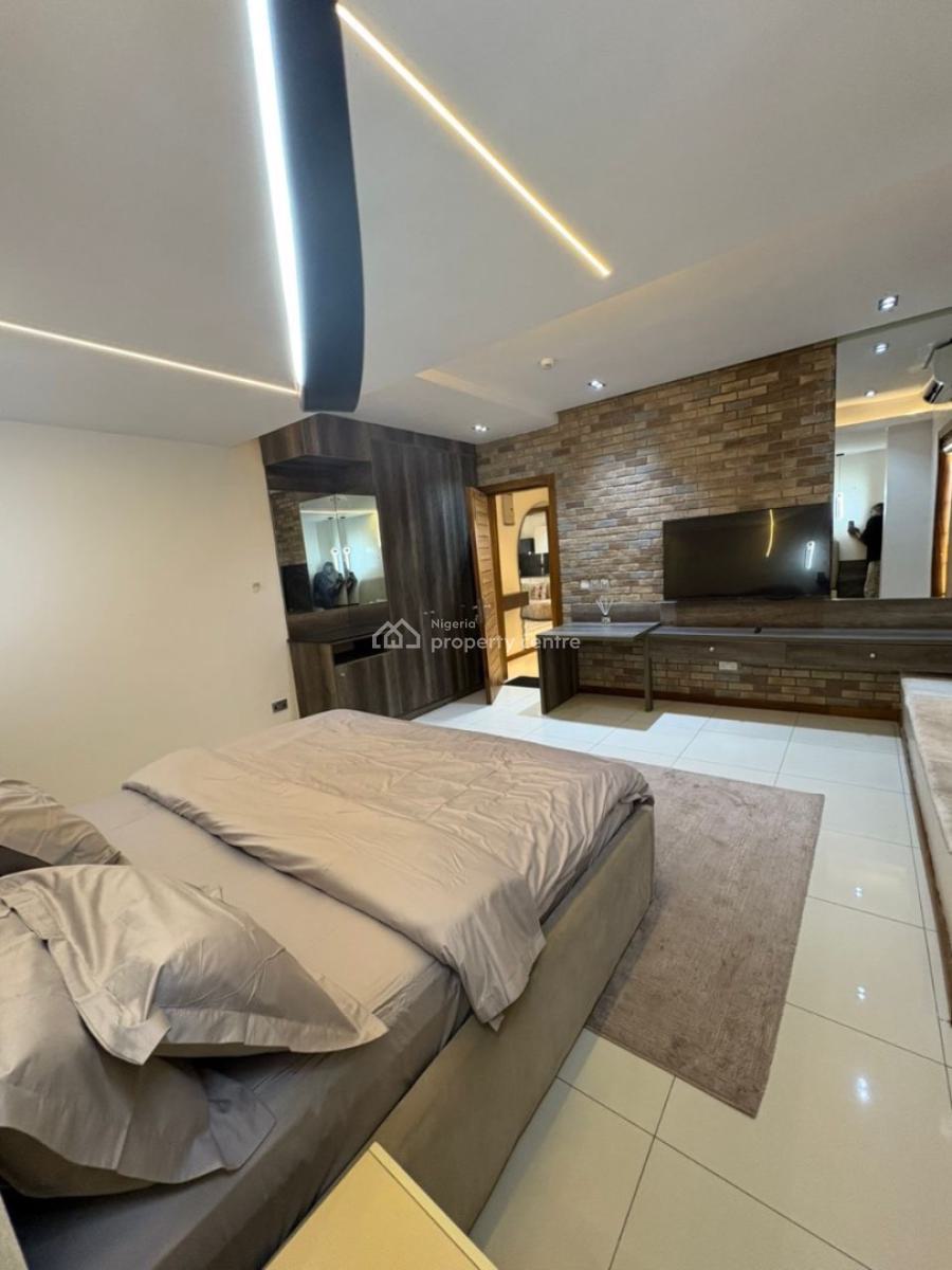 Furnished 1 Bedroom Apartment with Swimming Pool, Lekki Phase 1, Lekki, Lagos, Flat / Apartment for Rent