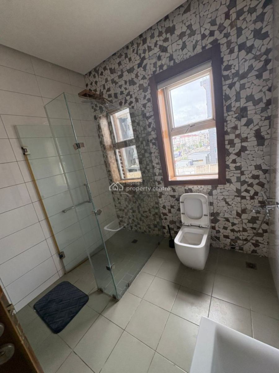 Furnished 1 Bedroom Apartment with Swimming Pool, Lekki Phase 1, Lekki, Lagos, Flat / Apartment for Rent