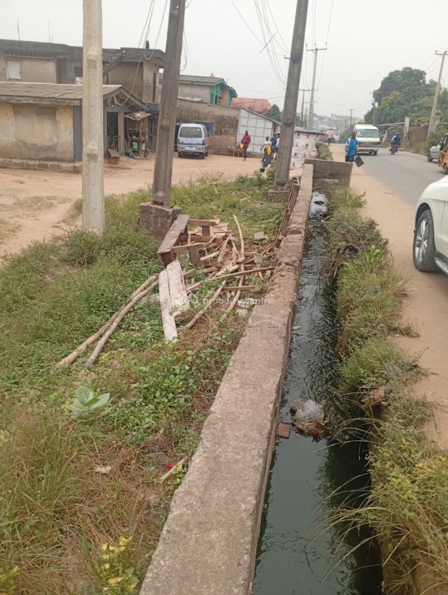 Plot of Dry Land  Facing Major Road, Along Ajuwon Ishaga Road, Ojodu Berger, Ojodu, Lagos, Commercial Land for Sale