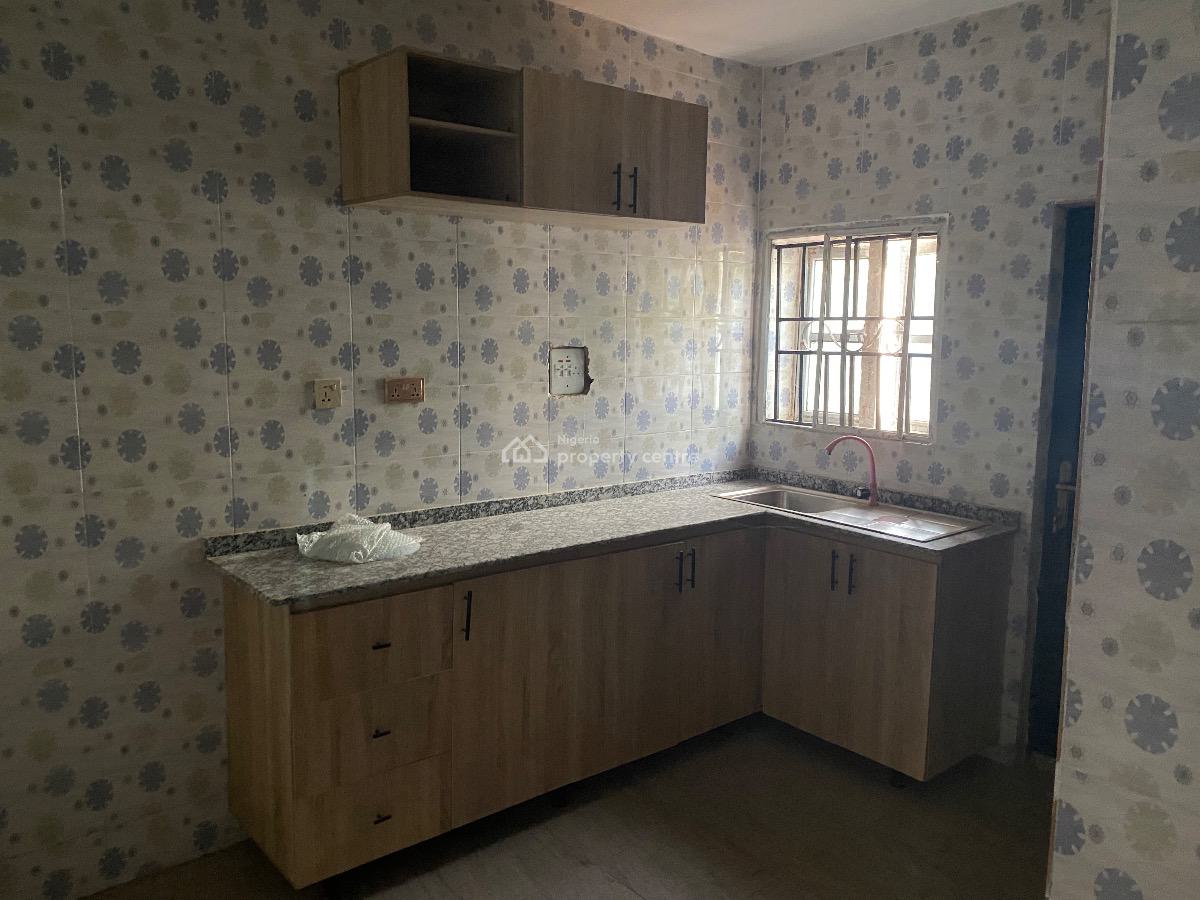 Luxury 3 Bedrooms, Princess, Maya, Ikorodu, Lagos, Flat / Apartment for Rent