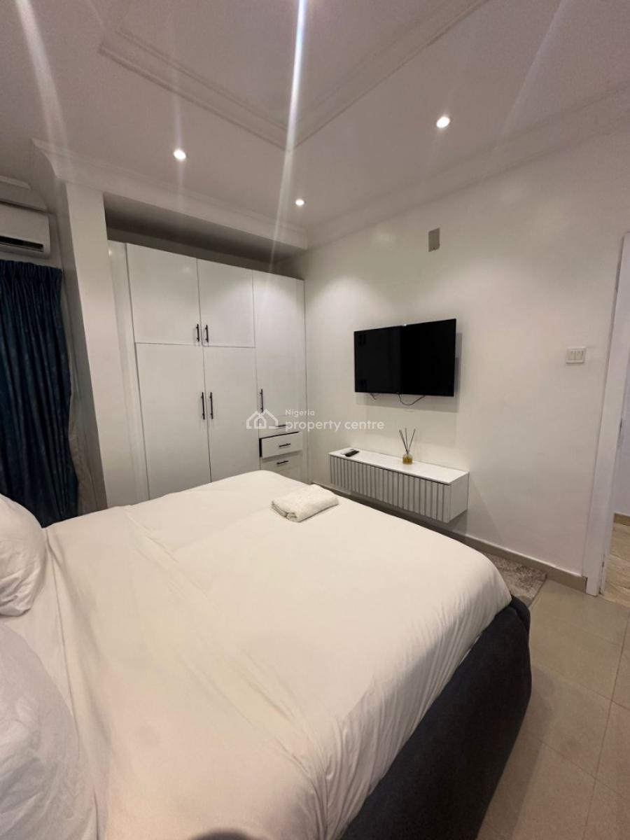 Tastefully Furnished 3-bedroom Apartment with Swimming Pool, Parkview, Ikoyi, Lagos, Flat / Apartment for Rent