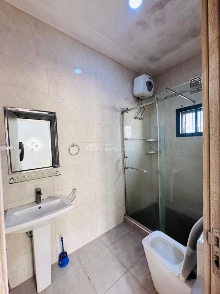 Well Finished 3 Bedrooms Flat, Gilmor Axis, Jahi, Abuja, Flat / Apartment for Sale