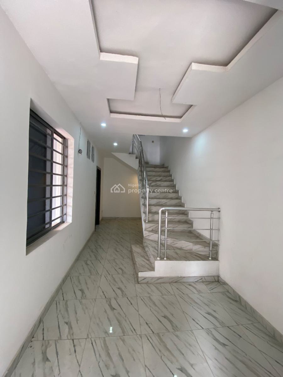 Well Fitted 4 Bedroom Terrace Duplex, Ikate, Lekki, Lagos, Terraced Bungalow for Sale
