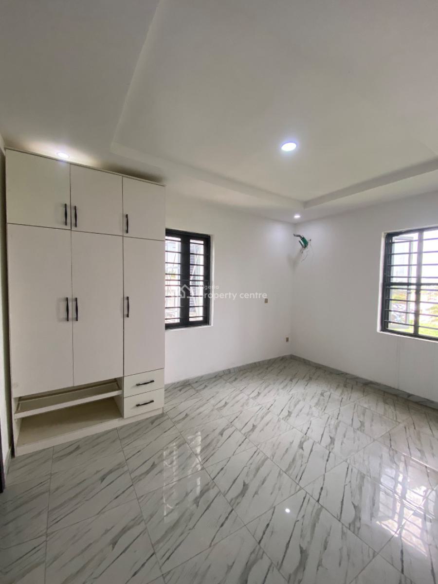 Well Fitted 4 Bedroom Terrace Duplex, Ikate, Lekki, Lagos, Terraced Bungalow for Sale
