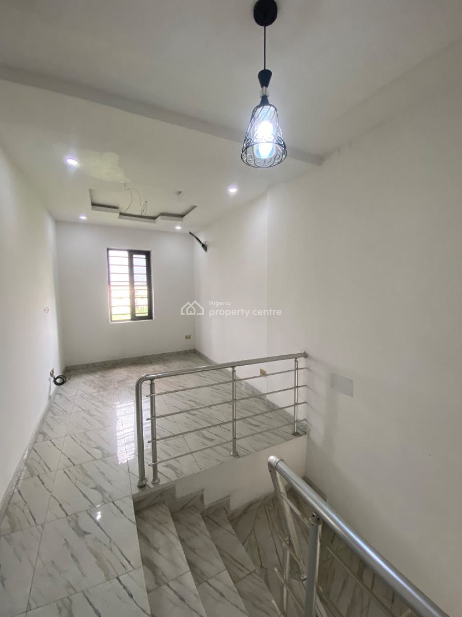 Well Fitted 4 Bedroom Terrace Duplex, Ikate, Lekki, Lagos, Terraced Bungalow for Sale