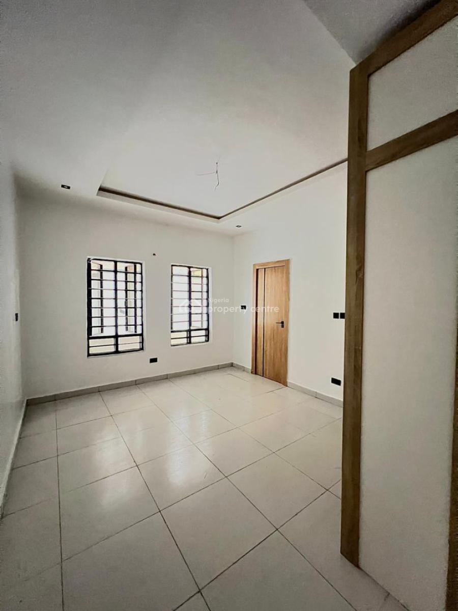 Spacious 1 Bedroom Apartment with Pool,gym in a Secure Estate, Ologolo, Lekki, Lagos, Flat / Apartment for Sale