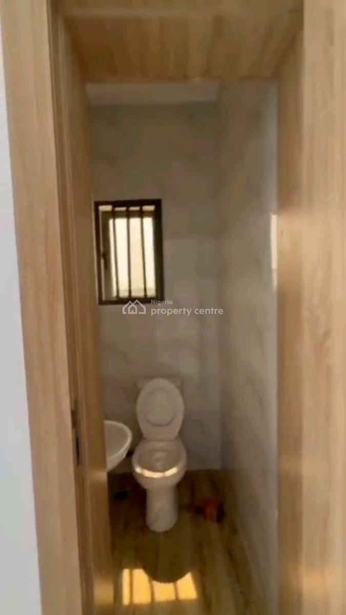 Luxury 2 Bedroom Apartment in a Serene Location (upstairs), Monastery Road Shoprite, Sangotedo, Ajah, Lagos, Flat / Apartment for Rent