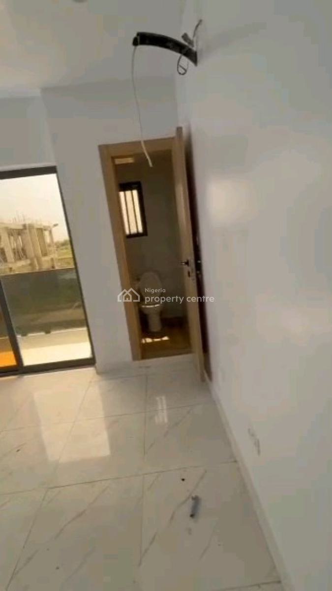 Luxury 2 Bedroom Apartment in a Serene Location (upstairs), Monastery Road Shoprite, Sangotedo, Ajah, Lagos, Flat / Apartment for Rent