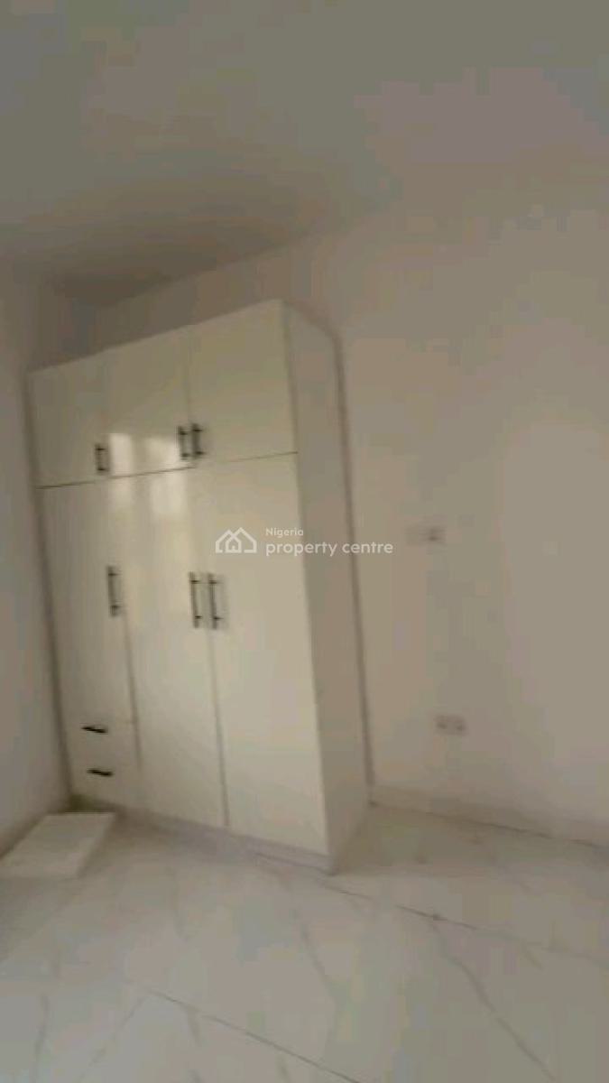 Luxury 2 Bedroom Apartment in a Serene Location (upstairs), Monastery Road Shoprite, Sangotedo, Ajah, Lagos, Flat / Apartment for Rent