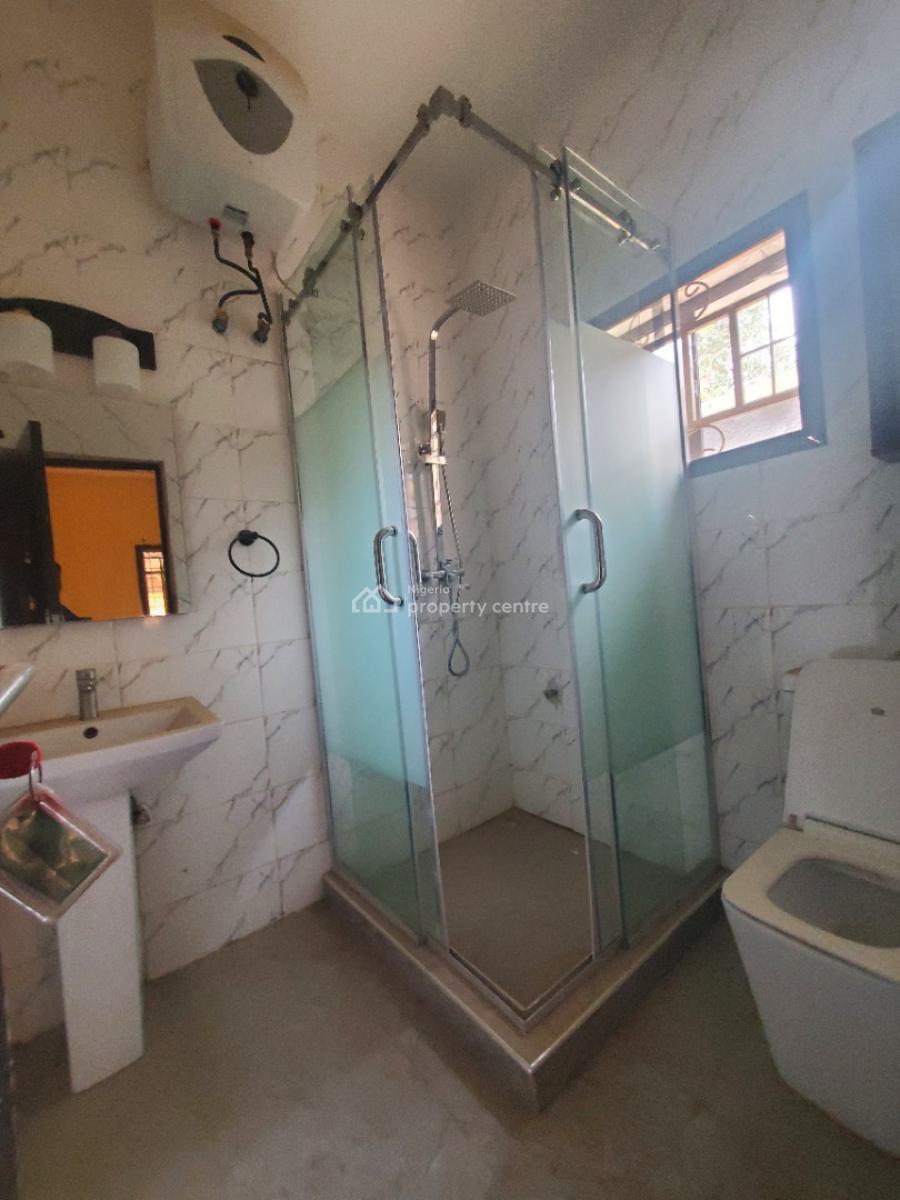 Superclean 3bedroom Flat on Ground Floor, Inside Estate, Gaduwa, Abuja, Flat / Apartment for Rent