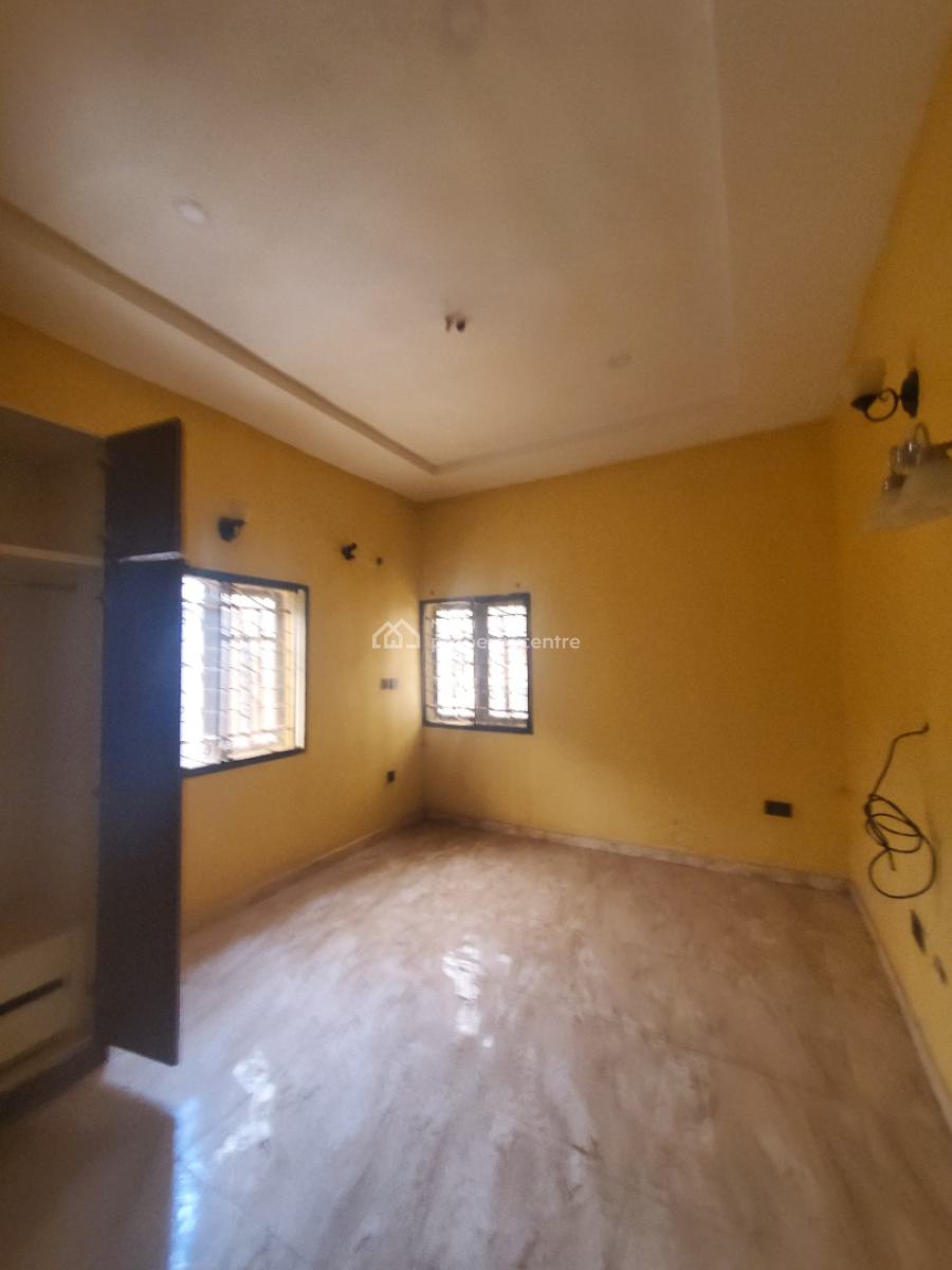 Superclean 3bedroom Flat on Ground Floor, Inside Estate, Gaduwa, Abuja, Flat / Apartment for Rent