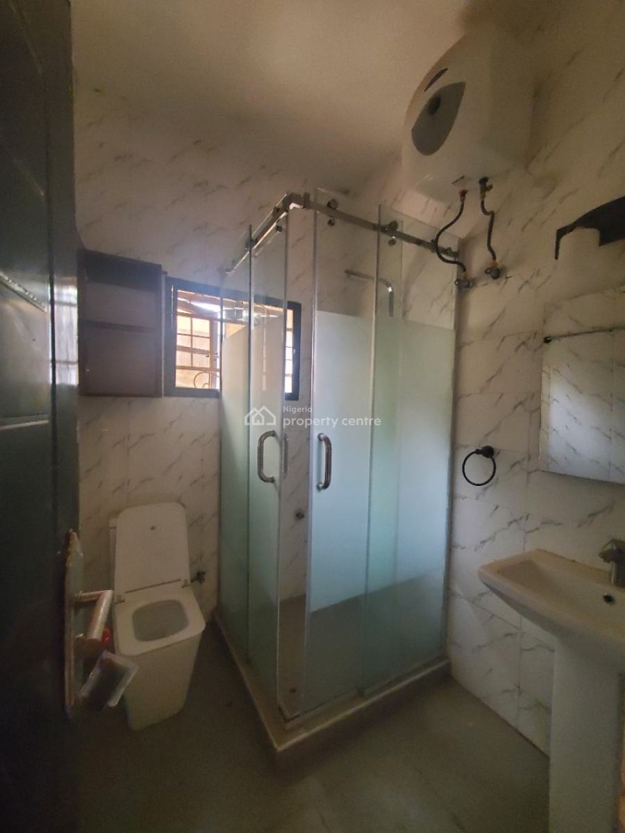 Superclean 3bedroom Flat on Ground Floor, Inside Estate, Gaduwa, Abuja, Flat / Apartment for Rent