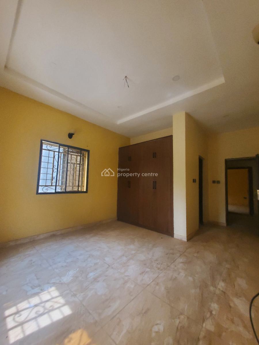 Superclean 3bedroom Flat on Ground Floor, Inside Estate, Gaduwa, Abuja, Flat / Apartment for Rent
