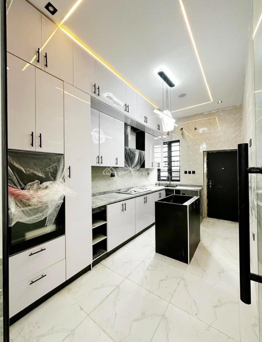 Self Compound  4 Bedroom Terraced Duplex - Hot Offer, Ikota, Lekki, Lagos, Terraced Duplex for Sale