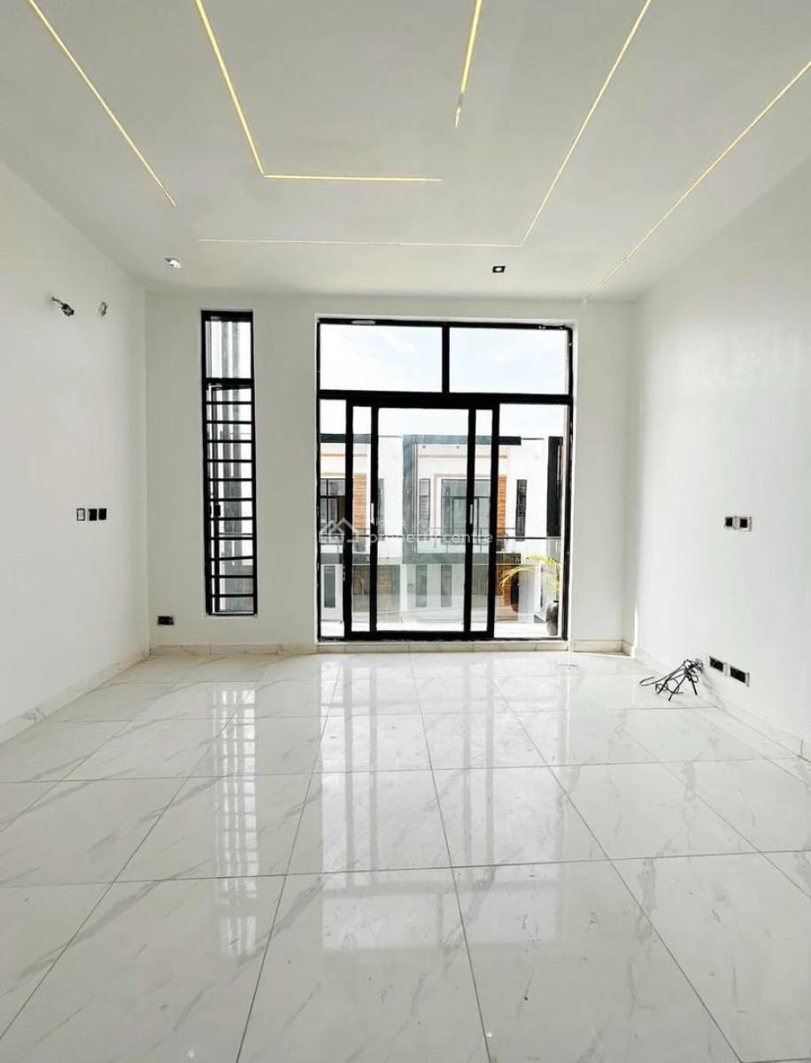 Self Compound  4 Bedroom Terraced Duplex - Hot Offer, Ikota, Lekki, Lagos, Terraced Duplex for Sale