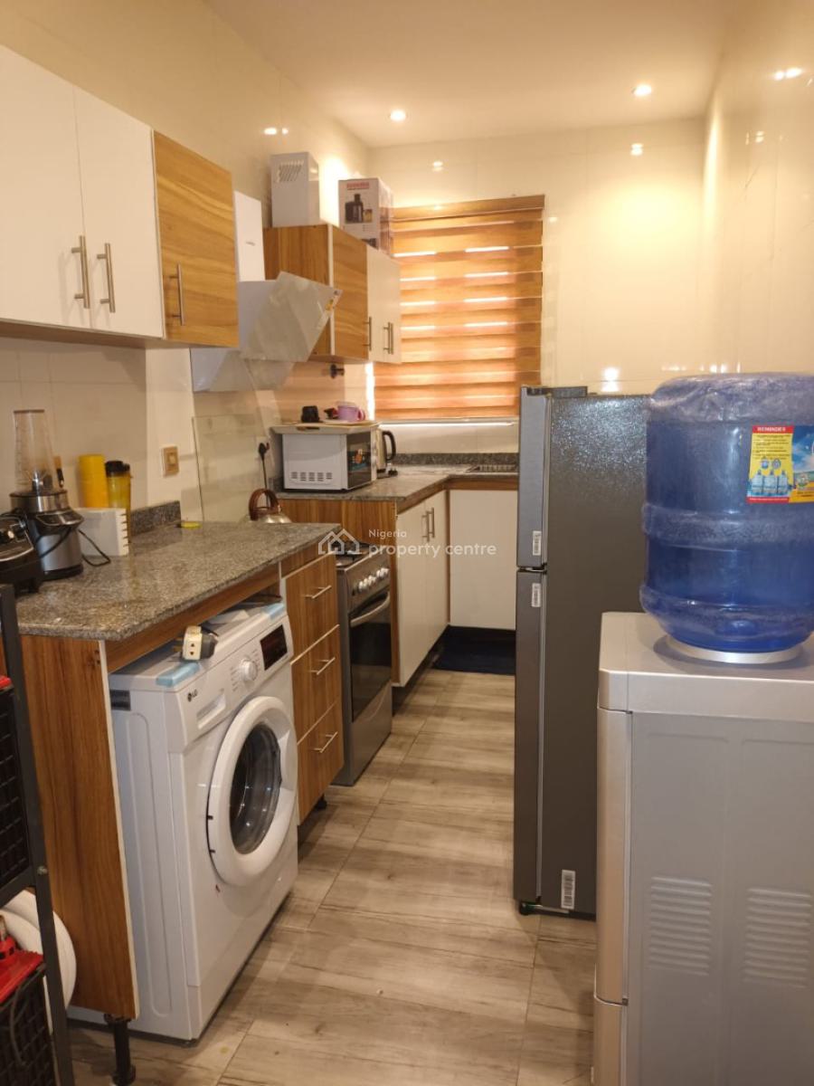 Executive 2 Bedroom Flat in an Estate, Unilag Estate, Gra Phase 1, Magodo, Lagos, Flat / Apartment for Sale
