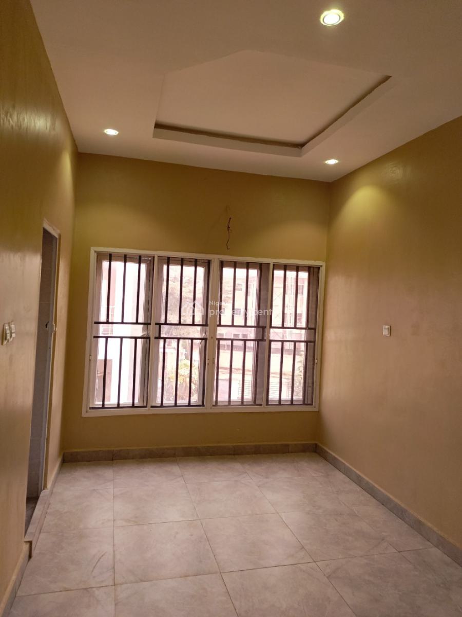 Standard 2 Bedroom Flat in an Estate, Katampe, Katampe (main), Katampe, Abuja, Flat / Apartment for Rent