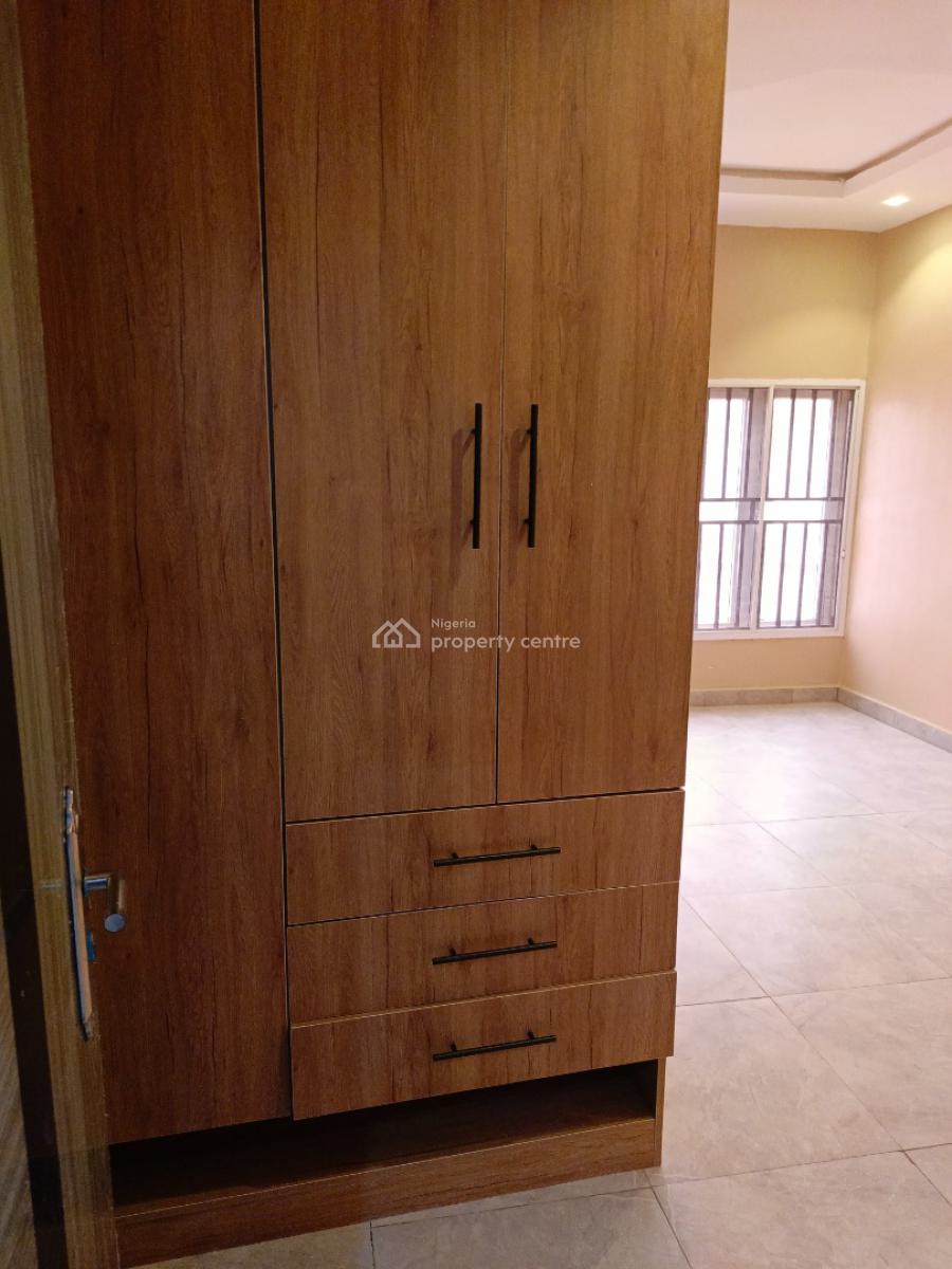 Standard 2 Bedroom Flat in an Estate, Katampe, Katampe (main), Katampe, Abuja, Flat / Apartment for Rent
