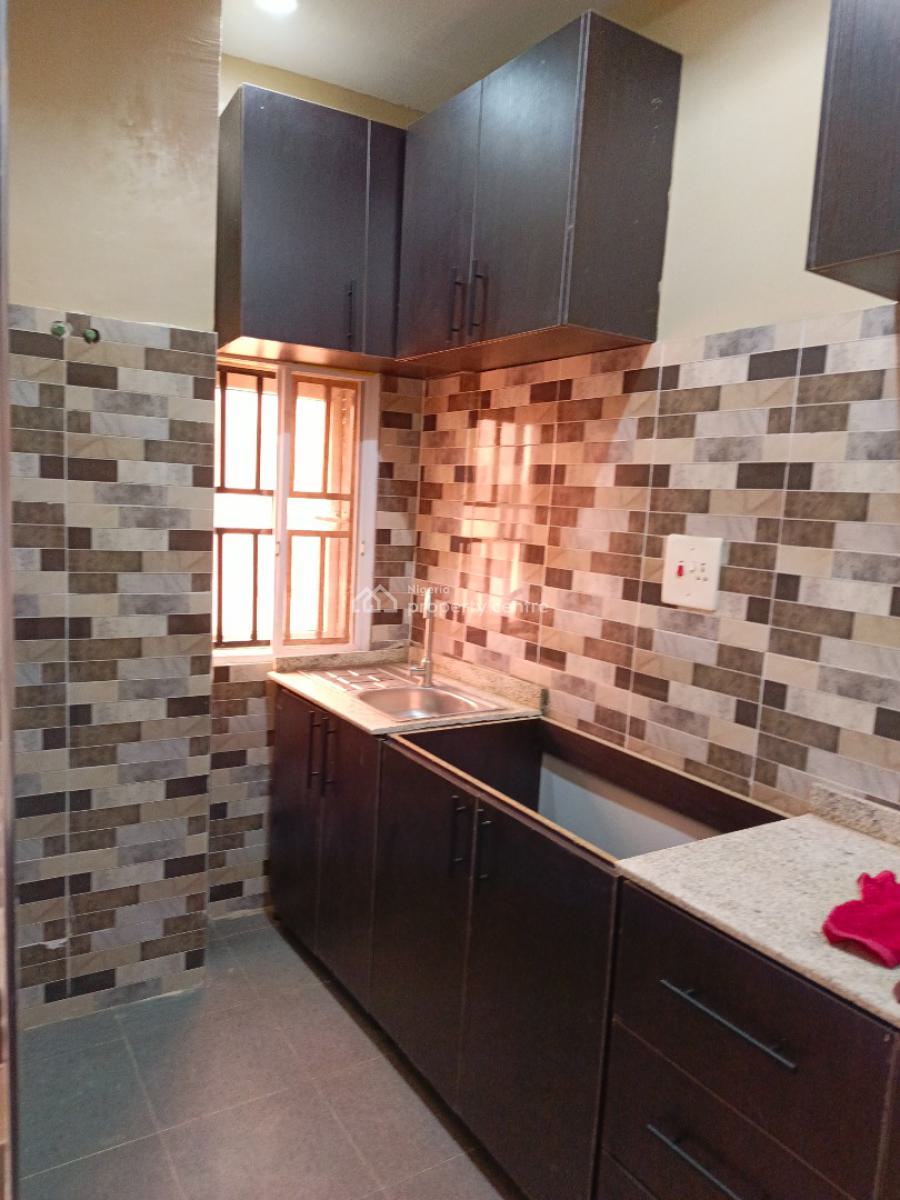 Standard 2 Bedroom Flat in an Estate, Katampe, Katampe (main), Katampe, Abuja, Flat / Apartment for Rent