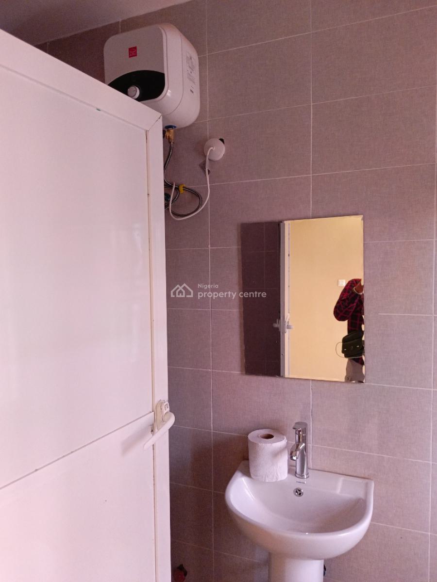 Standard 2 Bedroom Flat in an Estate, Katampe, Katampe (main), Katampe, Abuja, Flat / Apartment for Rent