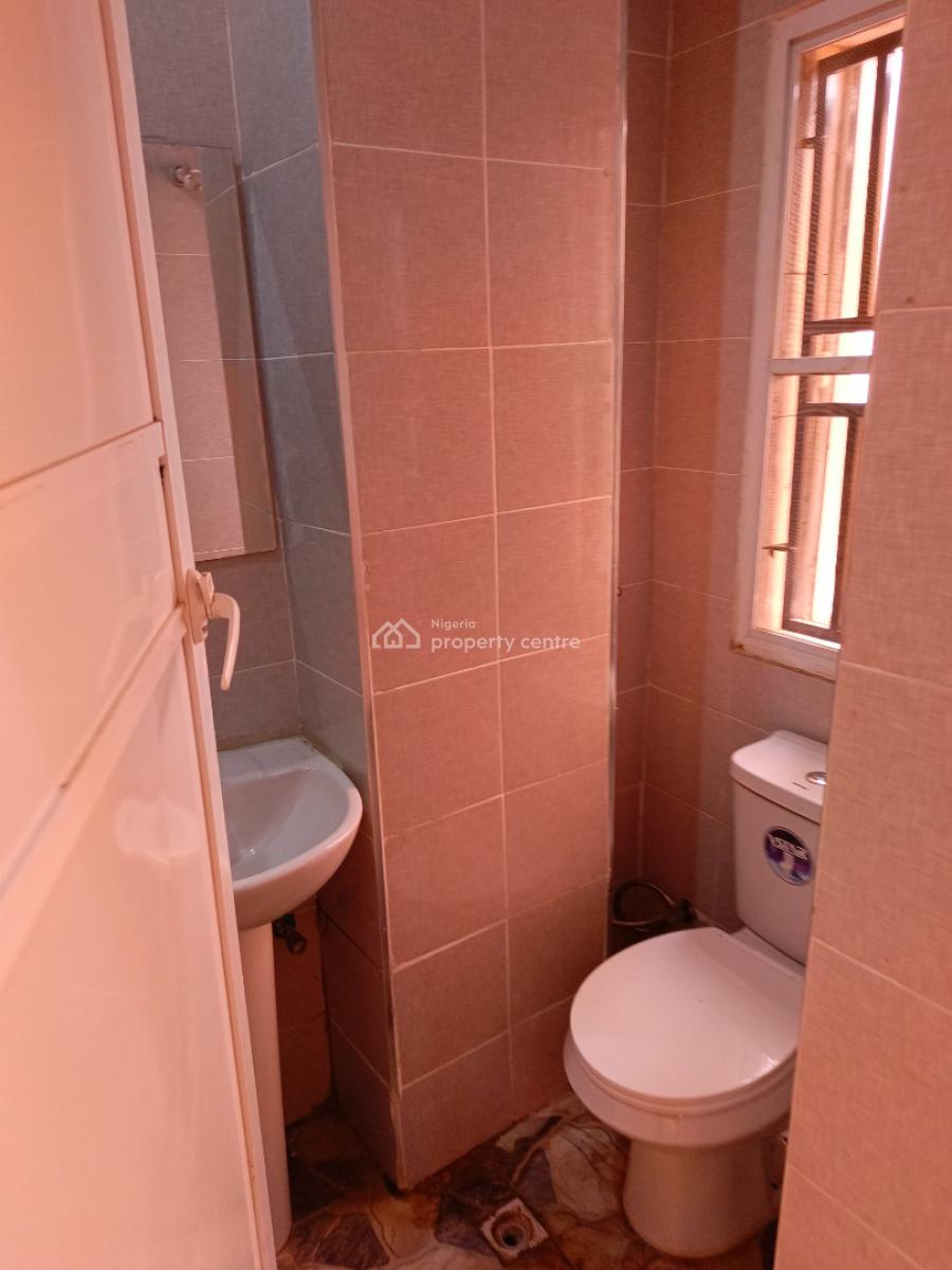 Standard 2 Bedroom Flat in an Estate, Katampe, Katampe (main), Katampe, Abuja, Flat / Apartment for Rent
