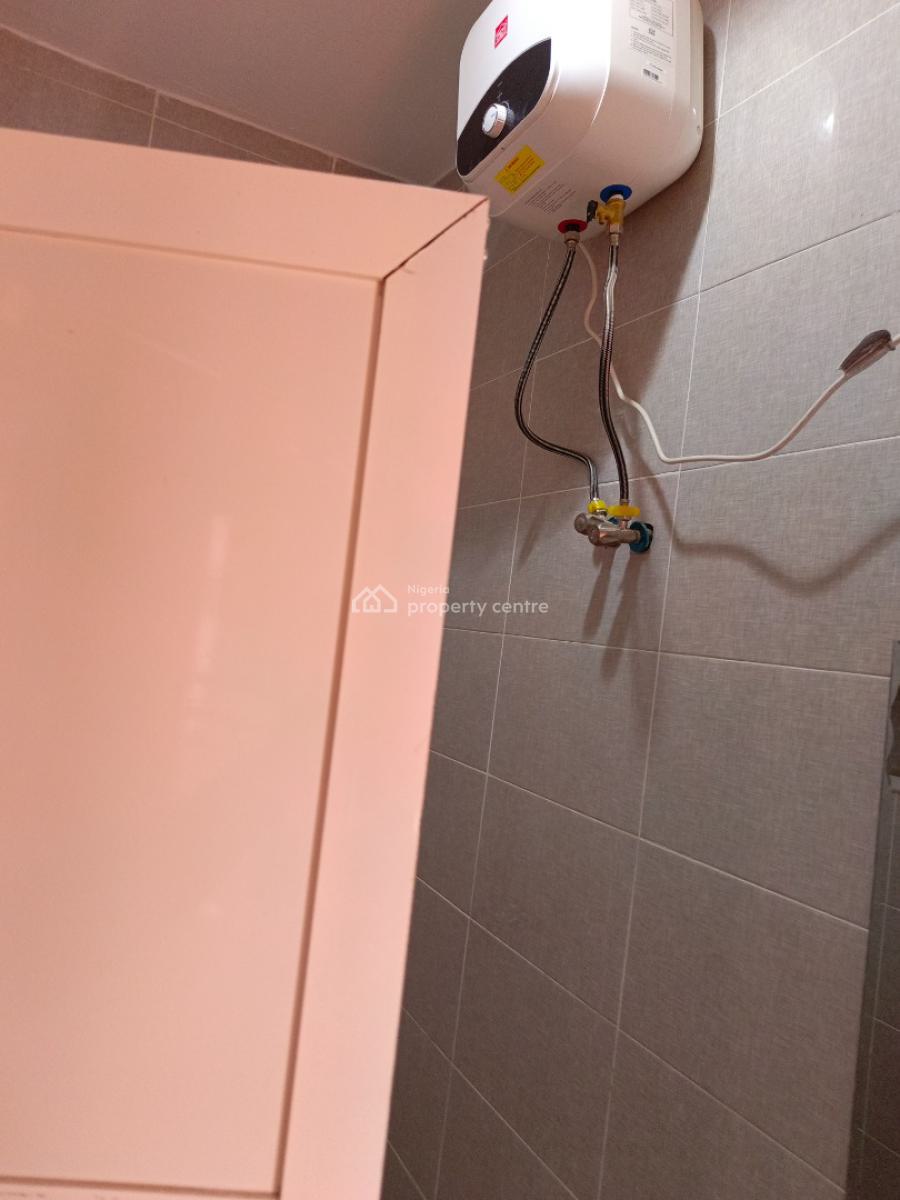 Standard 2 Bedroom Flat in an Estate, Katampe, Katampe (main), Katampe, Abuja, Flat / Apartment for Rent