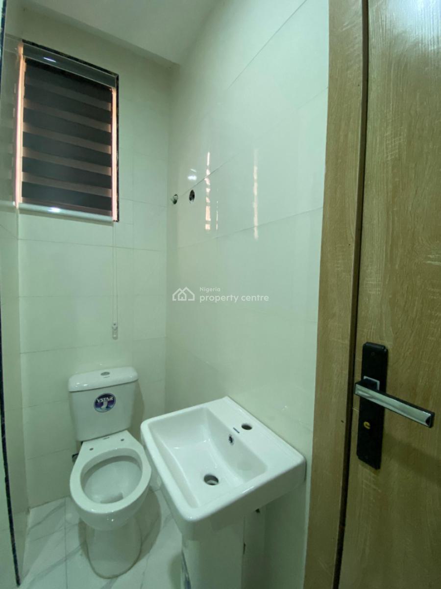 Beautifully Built 2 Bedroom Apartment, Lekki, Lagos, Flat / Apartment for Sale