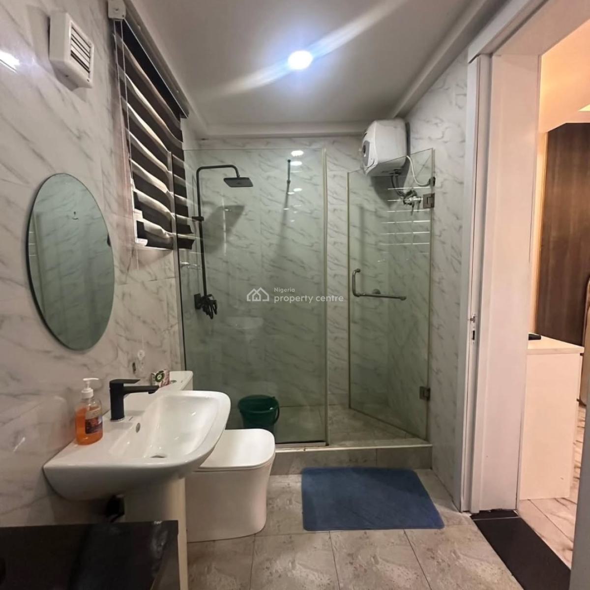 Serviced 3 Bedrooms Apartment with Bq, Lekki Phase 1, Lekki, Lagos, House for Rent