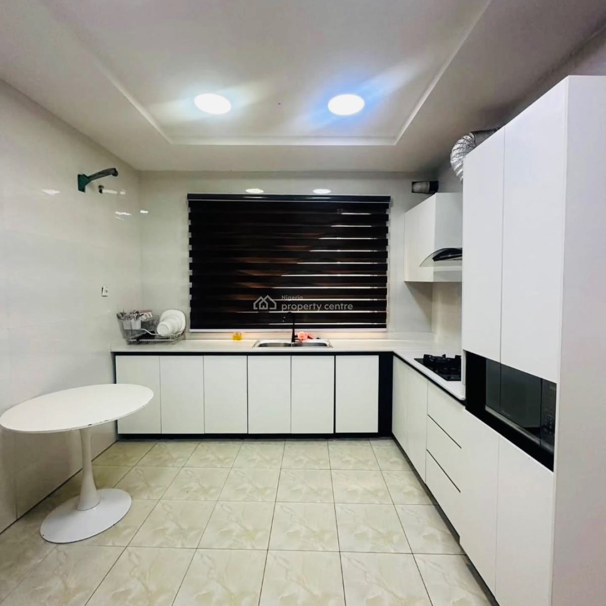 Serviced 3 Bedrooms Apartment with Bq, Lekki Phase 1, Lekki, Lagos, House for Rent