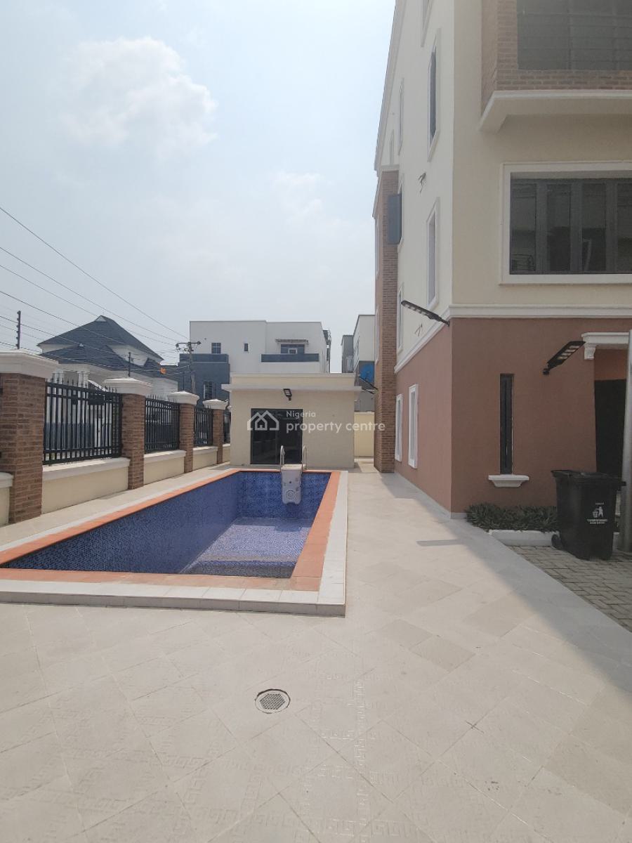 Brand New Spacious 3 Bedroom Penthouse, Lekki Phase 1, Lekki, Lagos, Flat / Apartment for Rent