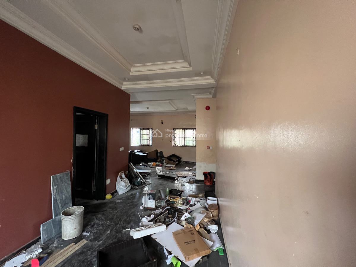 Spacious 3 Bedroom Apartment, Lekki Phase 1 Right, Lekki Phase 1, Lekki, Lagos, Flat / Apartment for Rent