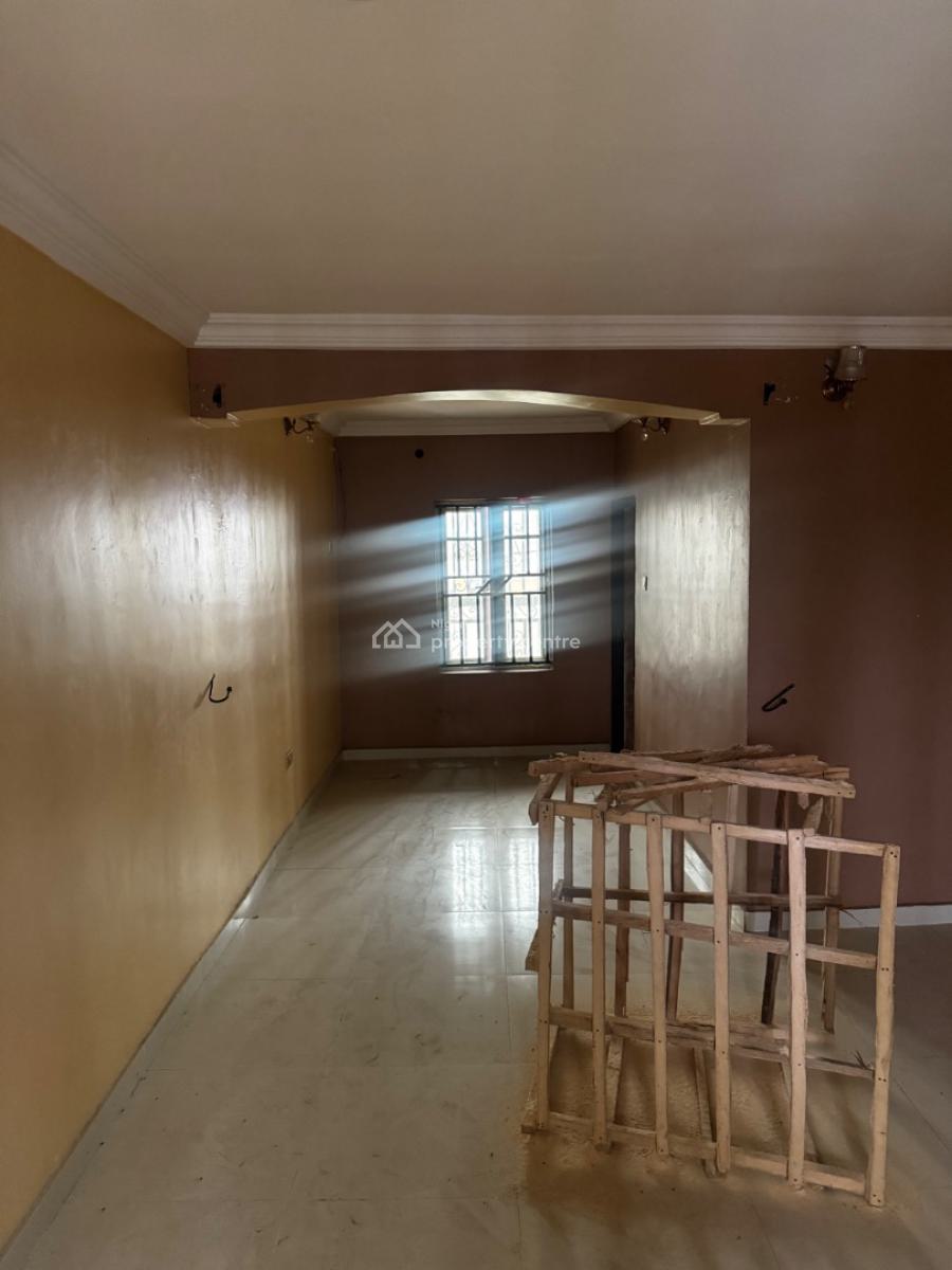 Spacious 2-bedroom Apartment (upstairs), General Paint, Alasia, Ajah, Lagos, Flat / Apartment for Rent